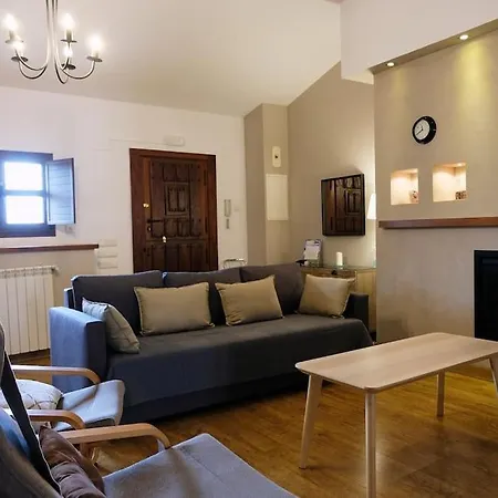 Casa De Pueblo Adosada, En La Zona Rural De Gijon. Сasa de vacaciones *