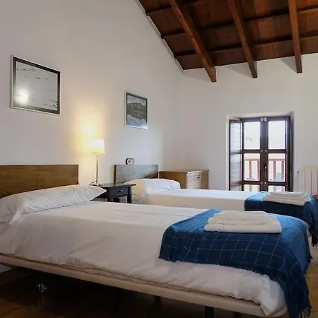 Casa De Pueblo Adosada, En La Zona Rural De Gijon. *