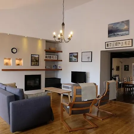 بيت للعطل Casa De Pueblo Adosada, En La Zona Rural De Gijon.