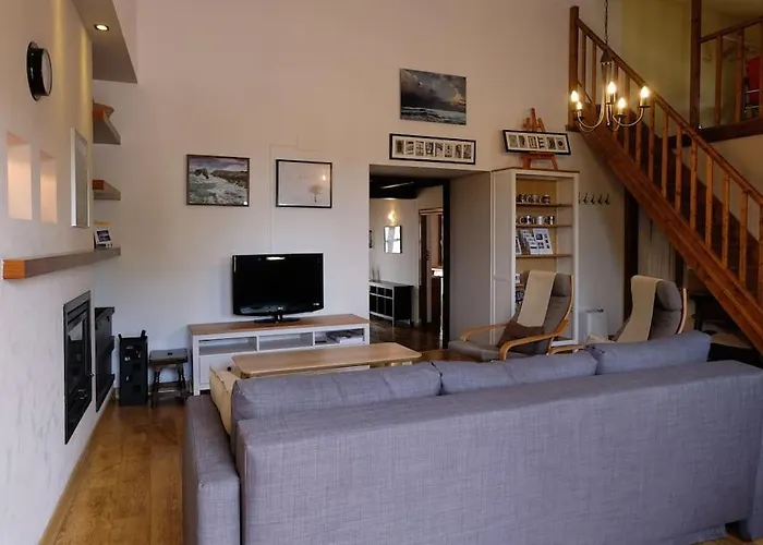 Casa De Pueblo Adosada, En La Zona Rural De Gijon. * Gijón