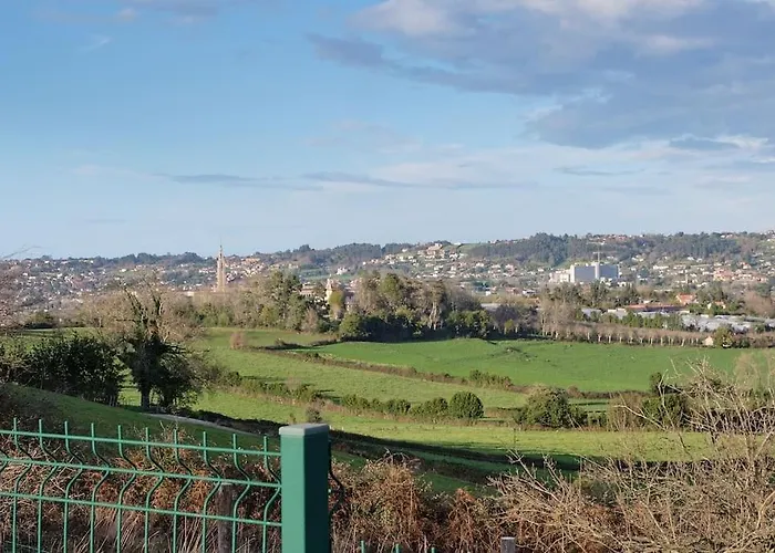 Casa De Pueblo Adosada, En La Zona Rural De Gijon. Gijón