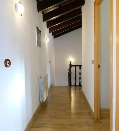 Ferienhaus Casa De Pueblo Adosada, En La Zona Rural De Gijon. *