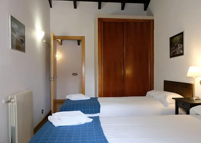 Casa De Pueblo Adosada, En La Zona Rural De Gijon. Casa vacanze